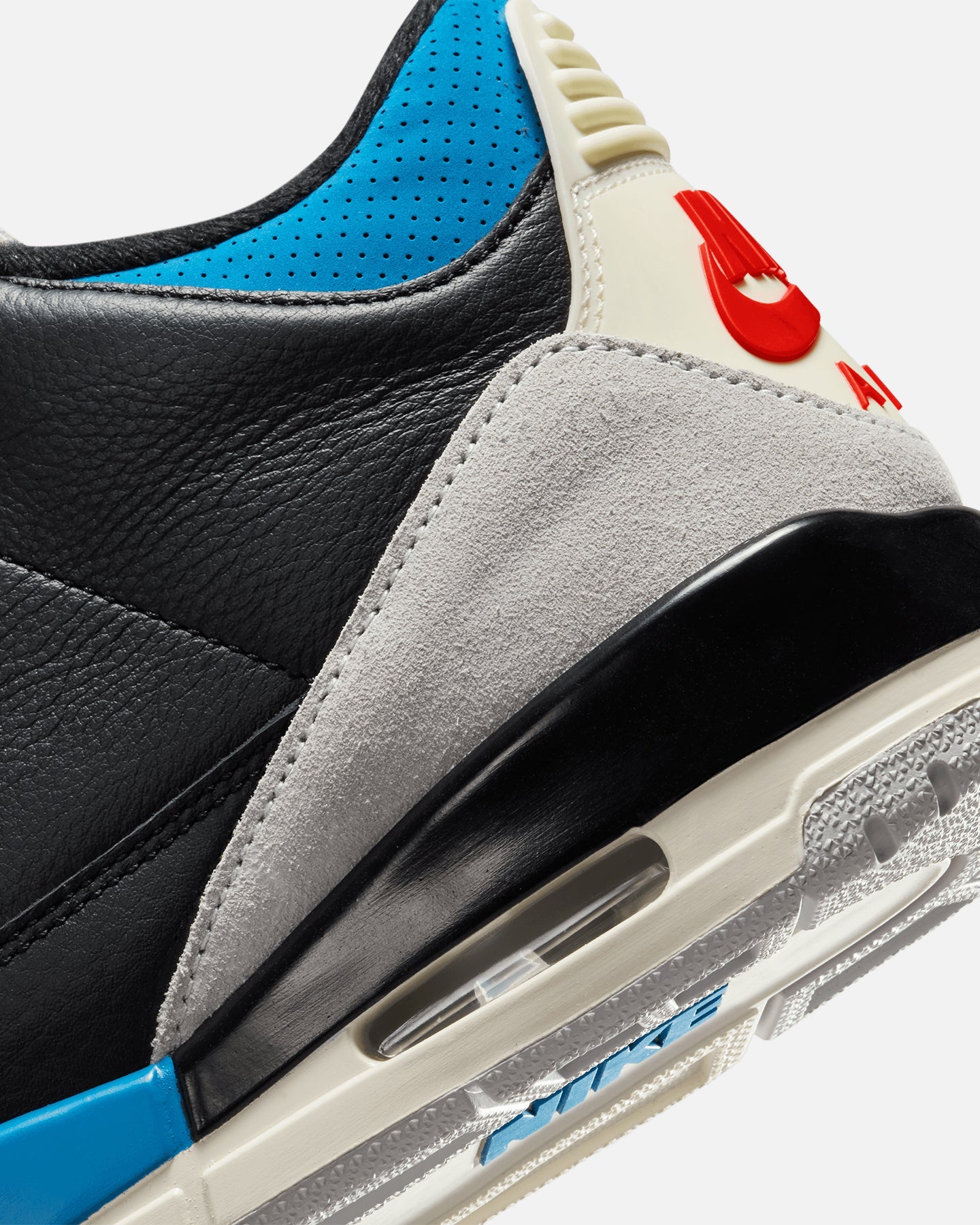 Jordan Air Jordan 3 Retro "Rare Air" Black/Chile Red-Neutral Grey