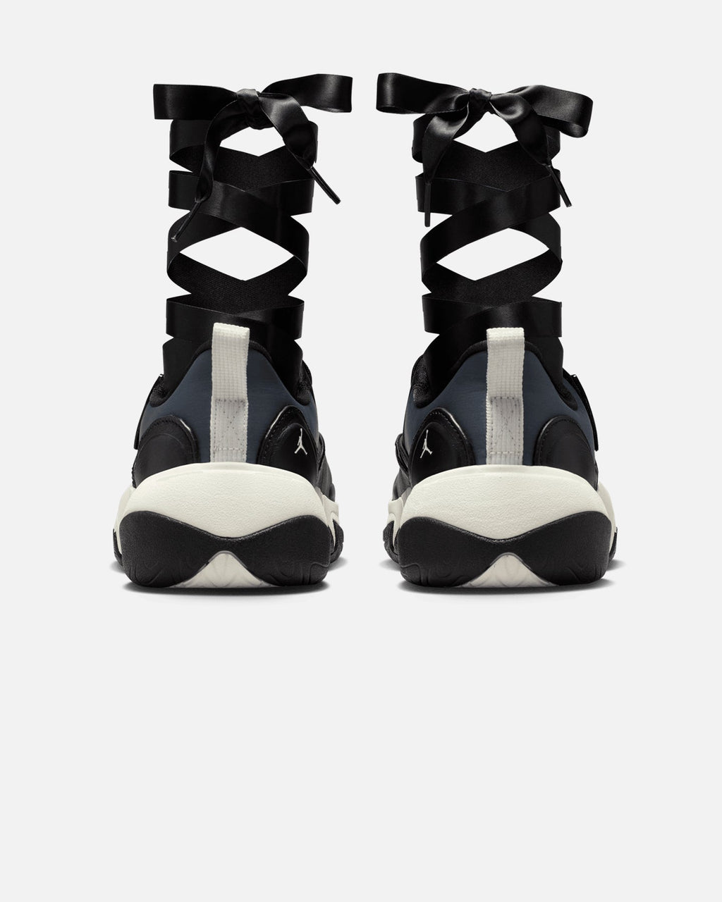 Jordan Women's Pointe Black/Sail