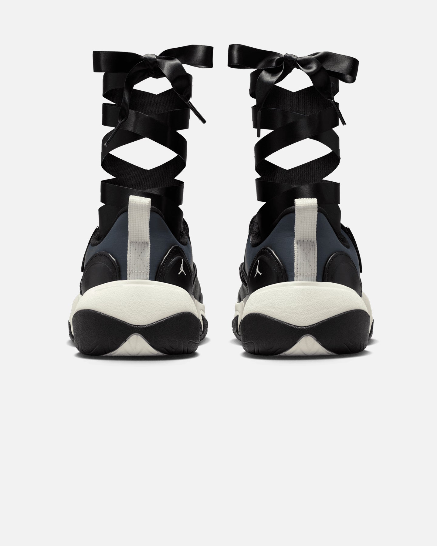 Jordan Women's Pointe Black/Sail