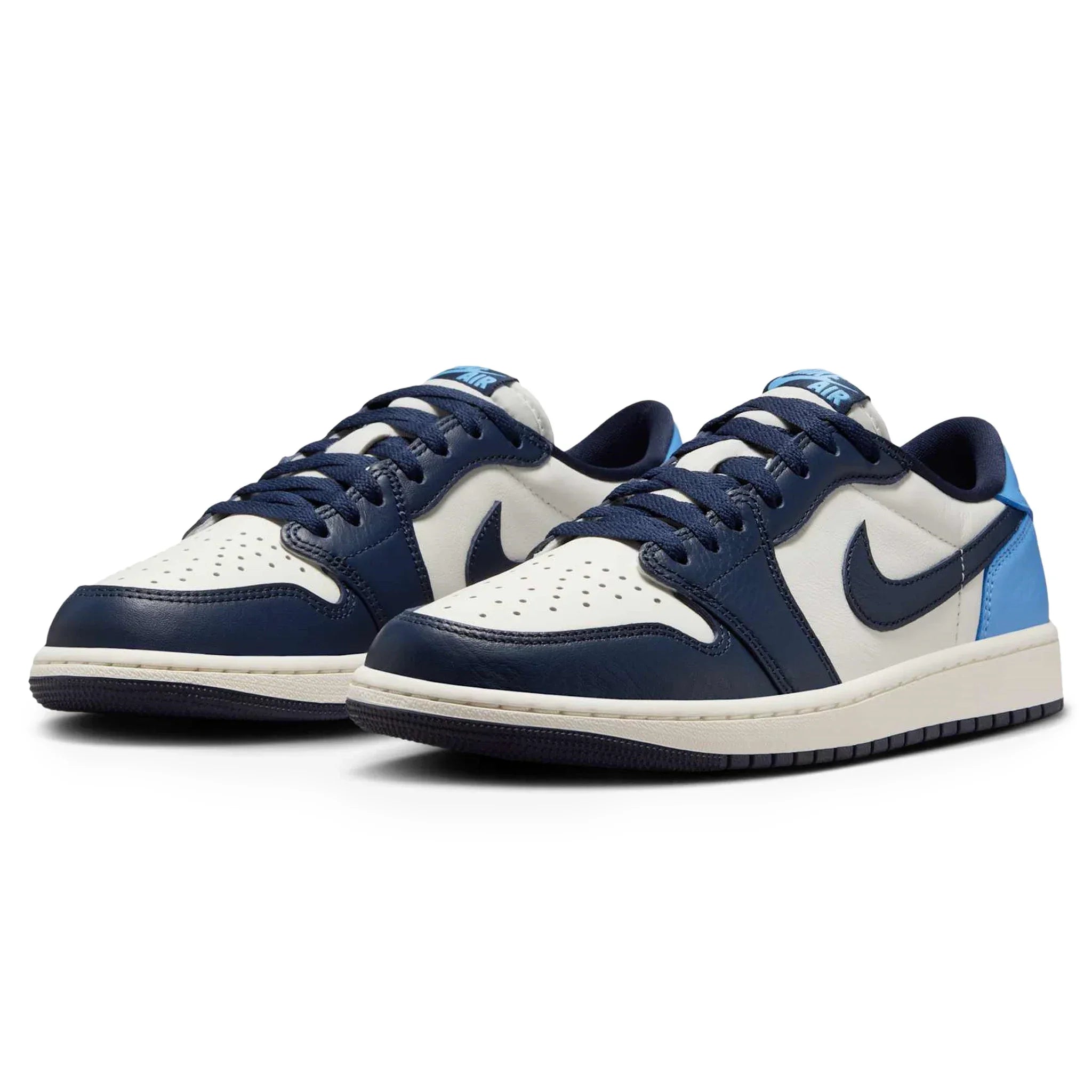 Air Jordan 1  Low OG Obsidian UNC