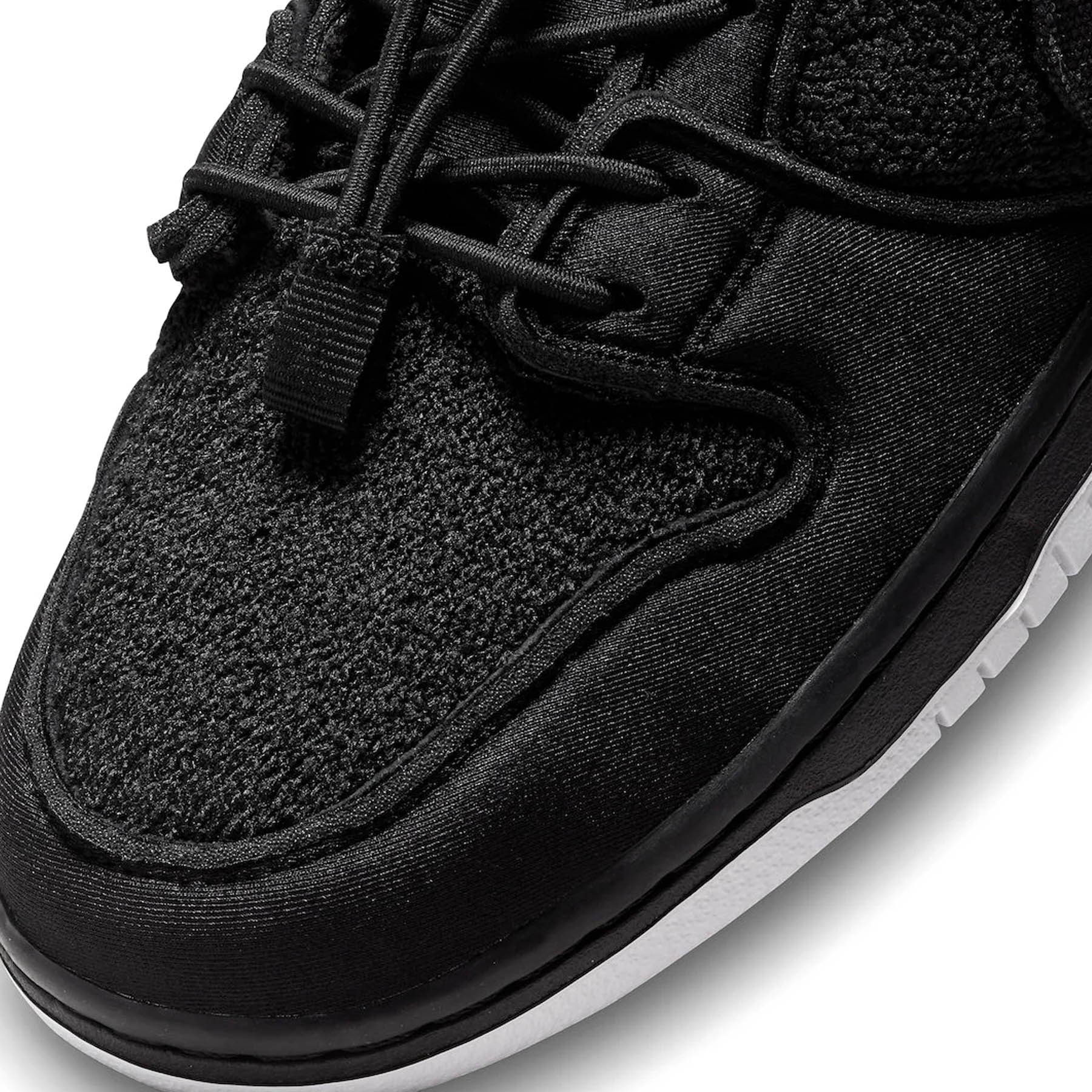 Nike SB x Gnarhunters Dunk Low