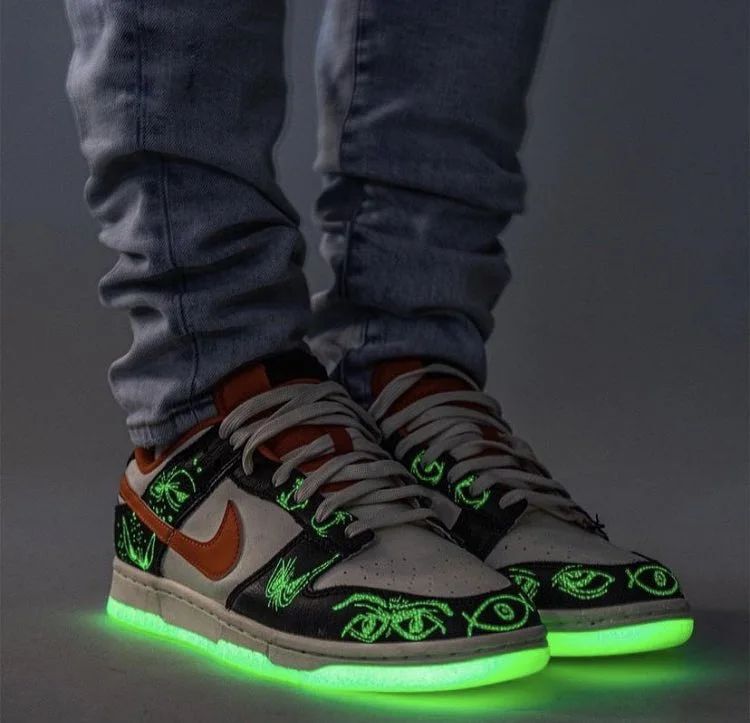 Nike Dunk Low 'Halloween'