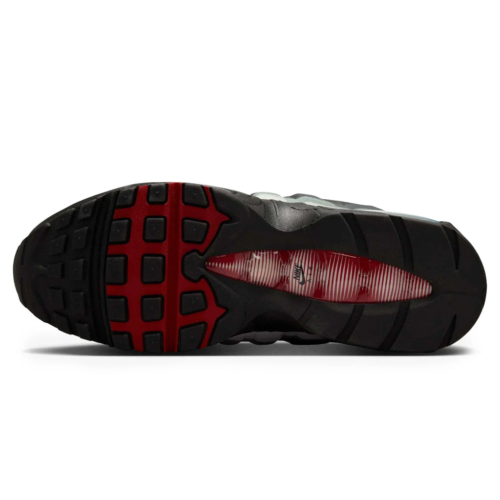 Liverpool FC x Nike Air Max 95 OG Big Bubble