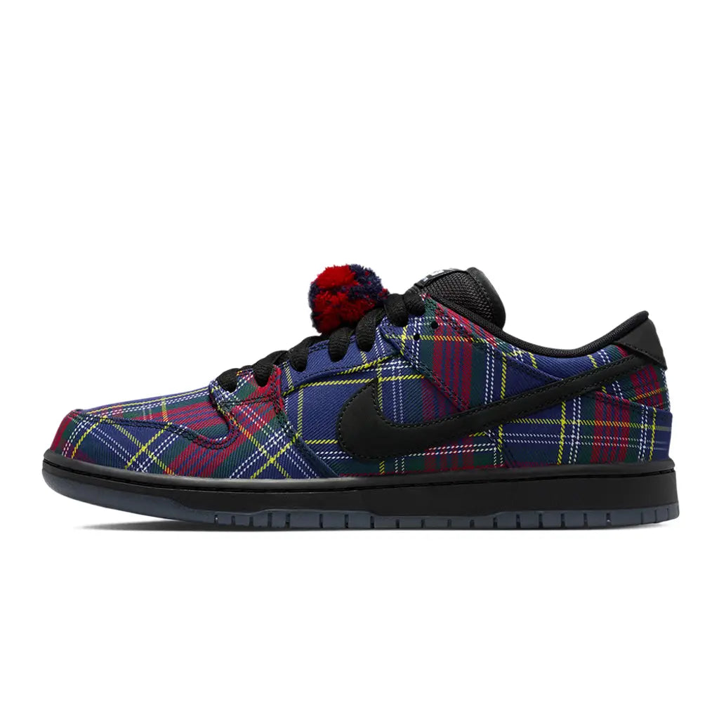 Nike SB x Nardwuar Dunk Low 'Red Blue'