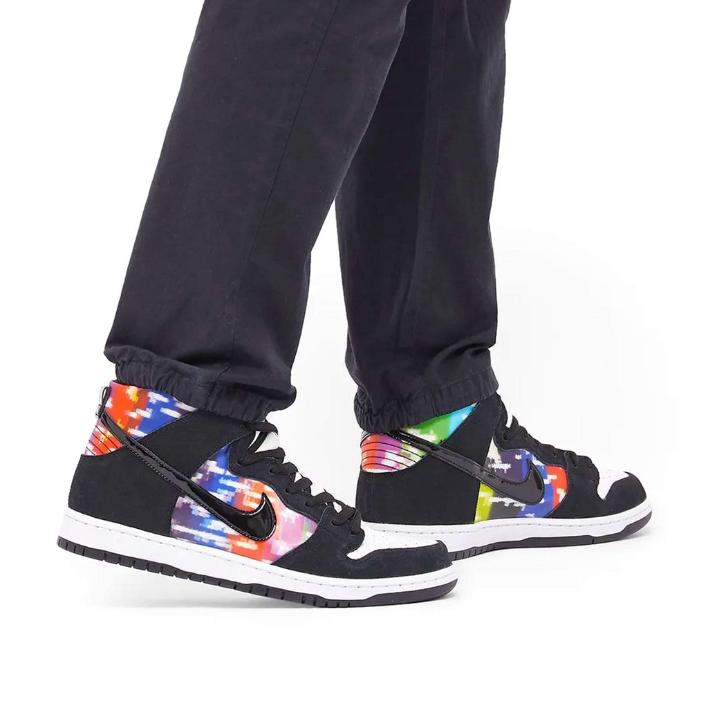 Nike SB Dunk High 'TV Signal'